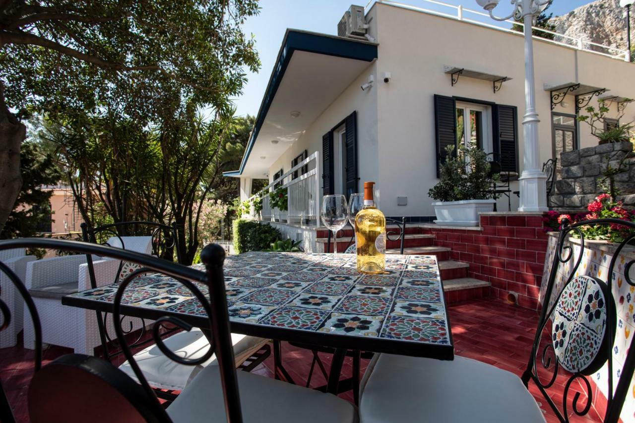 Villa Aurora Mondello Addaura Eksteriør bilde
